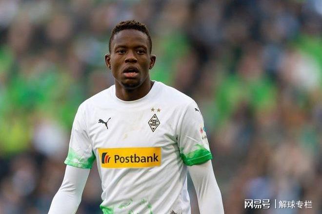 开云在线包含重磅！皇家马德里围绕中超再遭质疑赛后尼斯调整名单以备NBA季后赛，今晨门兴格拉德巴赫完成体检的词条